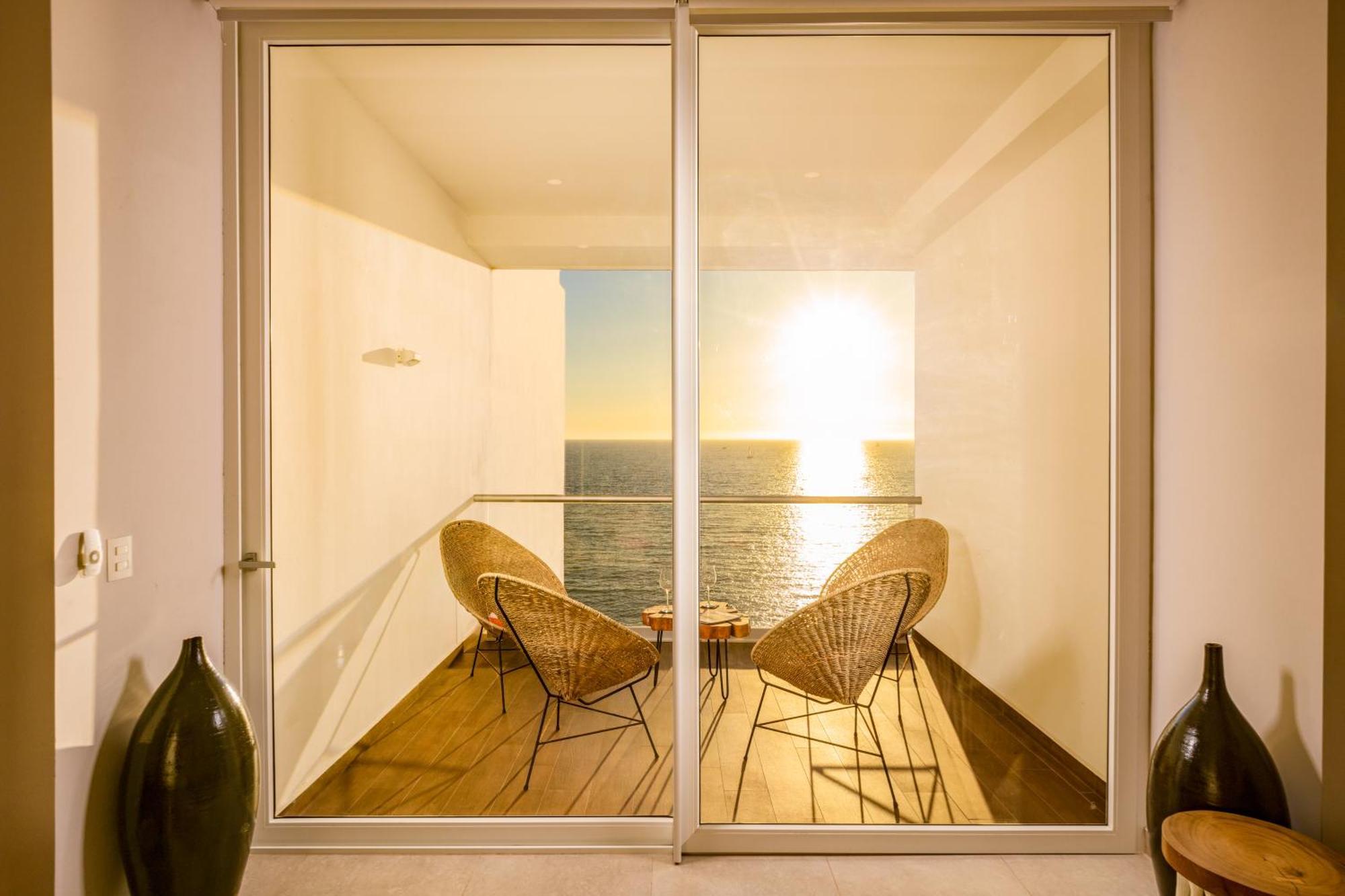 פוארטו ואלארטה Harbor 13008A Artistic Beachfront Studio By Moikkarentals מראה חיצוני תמונה